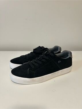 Black Suede Low-Top Men's Sneakers with White Sole